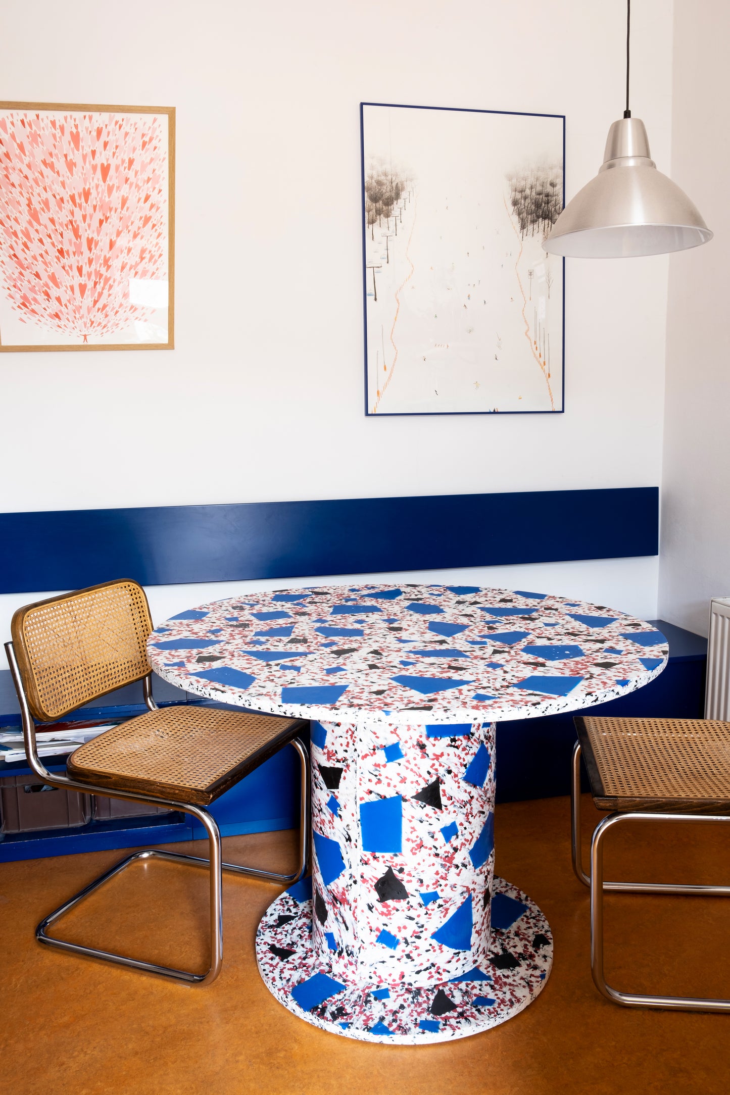 Table Ada