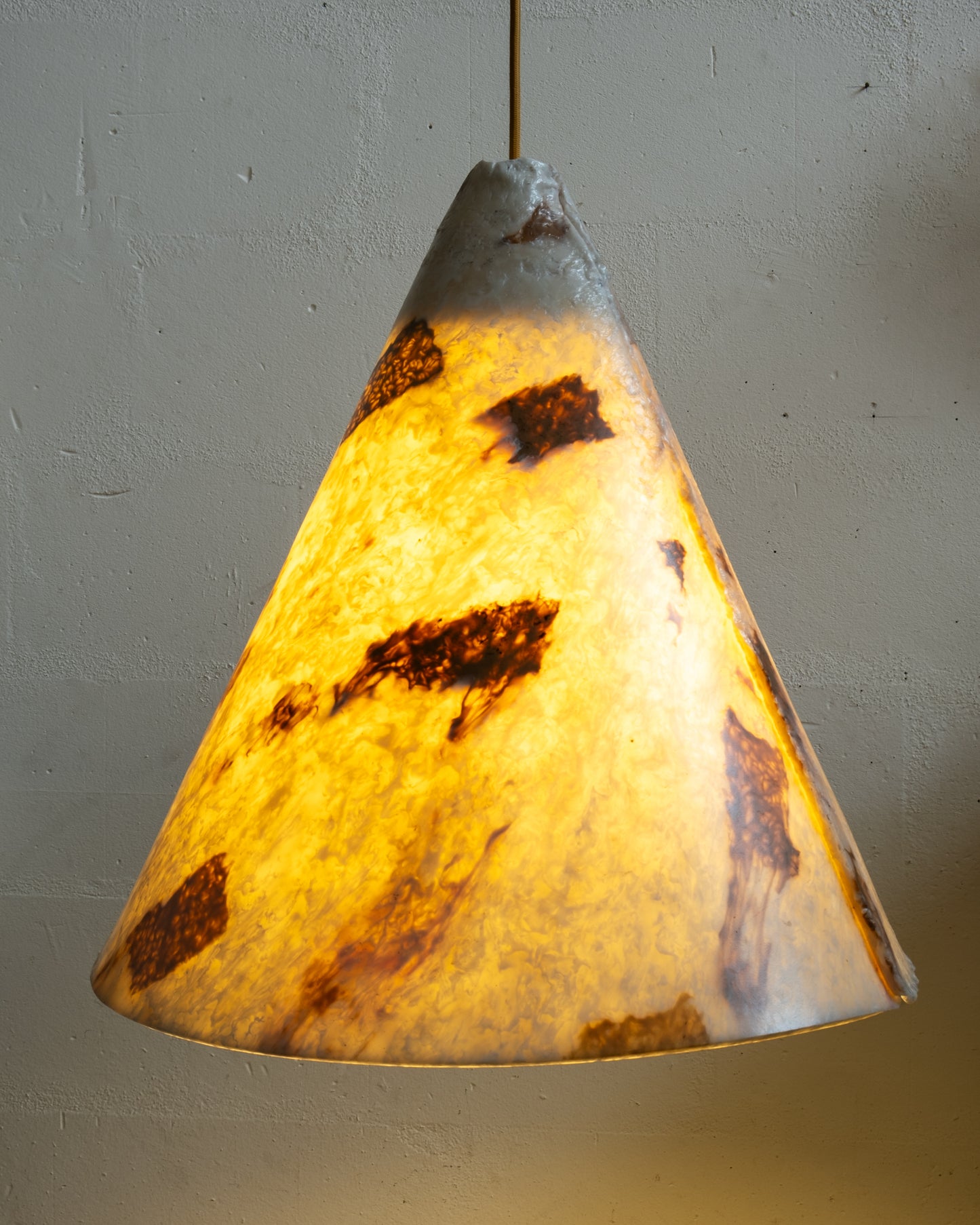 Pendant Cone Lamp